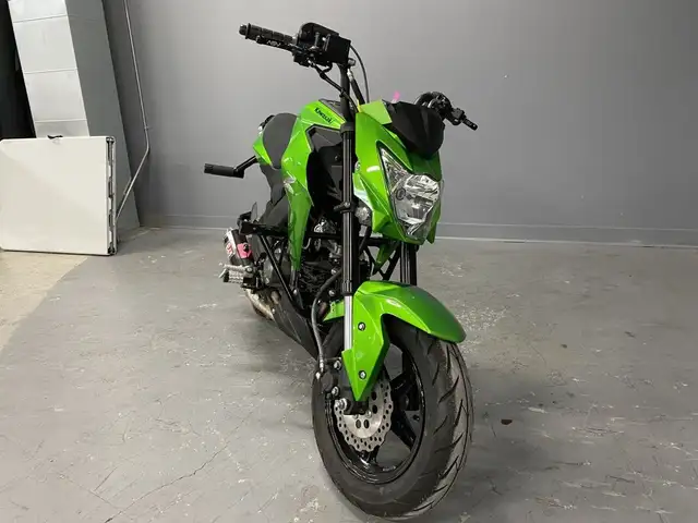 2018 Kawasaki Z125 Pro in Street, Cruisers & Choppers in Oshawa / Durham Region - Image 5