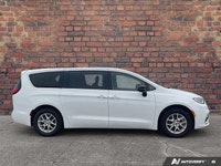 Come see this 2024 Chrysler Pacifica Touring-L before it's too late! *You Can't Beat the Price with... (image 5)