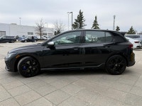 Humberview Volkswagen on the Queensway Get ready to experience the ultimate hatchback! The 2024 Volk... (image 3)