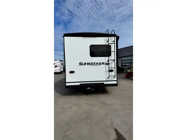 2024 Sunseeker 2150CD in RVs & Motorhomes in Laval / North Shore - Image 3