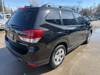 2022 Subaru Forester AWD CVT Reliable, Safe & Adventure-Ready This 2022 Subaru Forester delivers leg... (image 4)