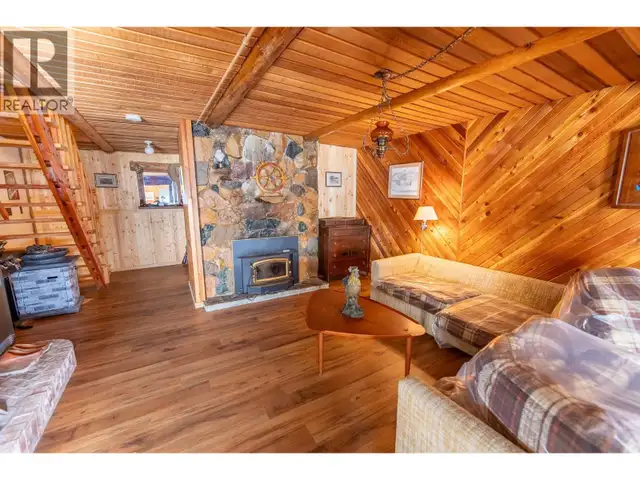 7750 BURGESS ROAD Deka Lake / Sulphurous / Hathaway Lakes, Briti in Houses for Sale in 100 Mile House - Image 10