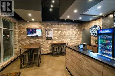 MELTwitch Food Co. is the no. 1 Grilled Cheese Franchise in Canada !! This fine Quick-Serve Restaura...