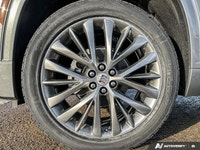 This Buick Enclave boasts a Gas 2.5L/ engine powering this Automatic transmission. TRANSMISSION, 8-S... (image 9)