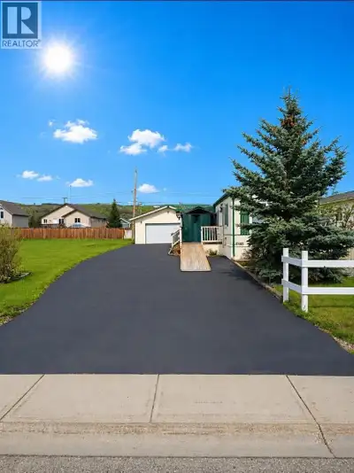 Welcome to this well-kept 3-bedroom, 1-bath home in Taylor, BC, offering space, comfort & convenienc...