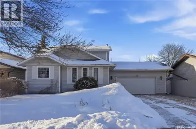 Located on a quiet, family-friendly street at the meeting point of Forest Grove and Erindale, this s...