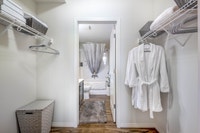 Stunning 2 bedroom suite in Airdrie-Call Today! Current Incentives: 1 Month FREE Rent* $1000 Move-in... (image 5)