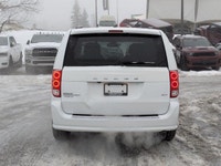 Come see this 2019 Dodge Grand Caravan SXT before someone takes it home! *Get Your Money's Worth for... (image 6)