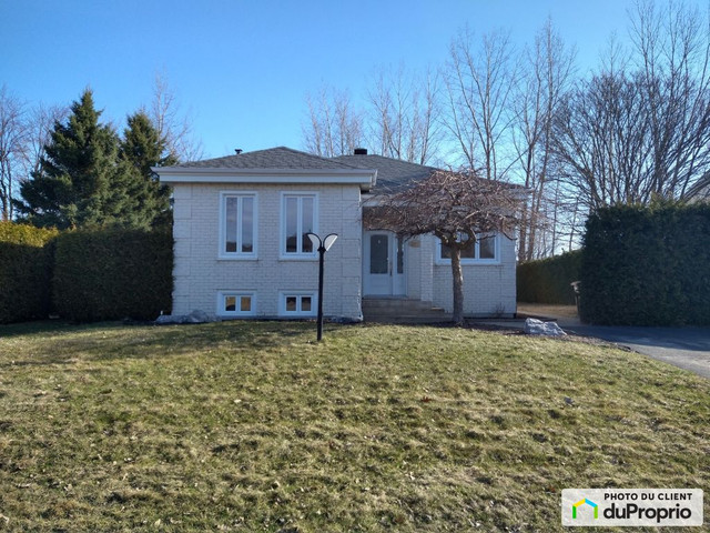 358 000$ - Bungalow à vendre à Drummondville (St-Nicéphore) dans Maisons à vendre  à Drummondville