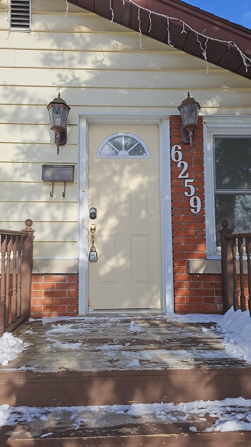 6259 Crawford St. 1 Main MultiUnit House for Rent Long Term Rentals St. Catharines Kijiji