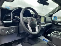 Engine: 5.3L ECOTEC3 V8 L/100Km City: 15.9 L/100Km Hwy: 13.0 Safety Equipment Airbags, Dual-stage fr... (image 1)