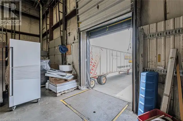 396 HENRY Street Brantford, Ontario in Commercial & Office Space for Rent in Brantford - Image 30