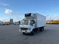 2020 Hino Truck 195 2020 HINO TRUCK 195;Medium Duty Trucks - VAN-REEFER MANAGERS SPECIAL Penske Loca... (image 2)