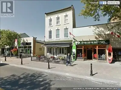 Great Retail Location, Was Once A Restaurant But Currently An Empty Space Ready For Your Custom Touc...