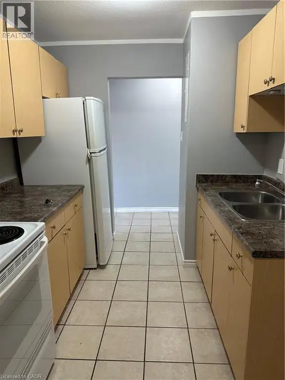 815 BARBARA Court Cambridge, Ontario in Long Term Rentals in Cambridge - Image 5