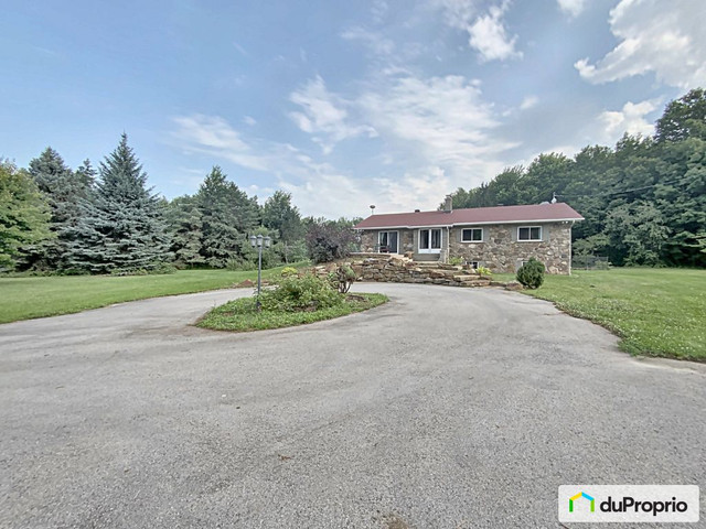 1 095 000$ - Maison de campagne à vendre à St-Michel dans Maisons à vendre  à Longueuil/Rive Sud - Image 2