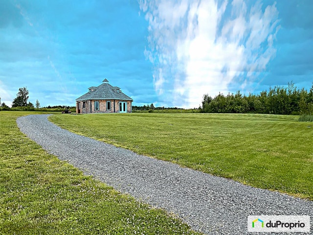 $260,000 - 1 1/2 Storey for sale in Beaulac Garthby — photo 1