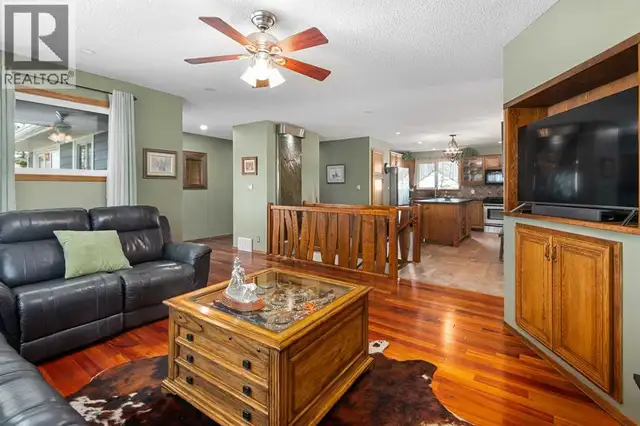 274048 Rge Rd 261 Rural Rocky View County, Alberta in Houses for Sale in Calgary - Image 10