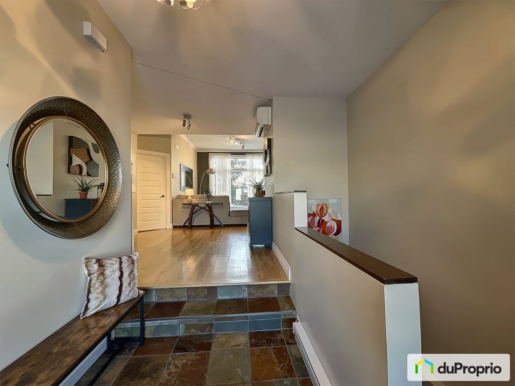 $749,900 - Bungalow for sale in St-Jean-sur-Richelieu (St-Luc) — photo 2