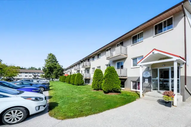 Hanover 2 Bedroom Apartment for Rent: in Long Term Rentals in Owen Sound - Image 5