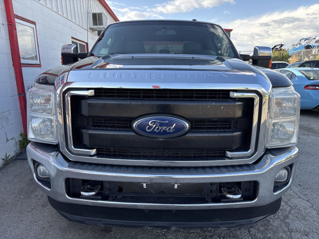 2016 Ford Super Duty F-350 SRW XLT | 6.7L DIESEL | CREW CAB | 4W in Cars & Trucks in Calgary - Image 3