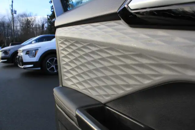 2024 Volkswagen Taos Trendline 4MOTION for sale in Cars & Trucks in Comox / Courtenay / Cumberland - Image 35