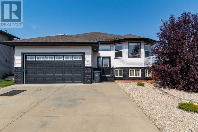 9102 102 Avenue Sexsmith, Alberta Houses for Sale Grande Prairie