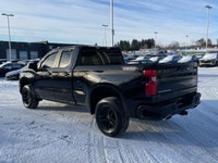 The 2019 Chevrolet Silverado 1500 Custom Trail Boss in a stylish Black color offers robust 44 capabi... (image 2)