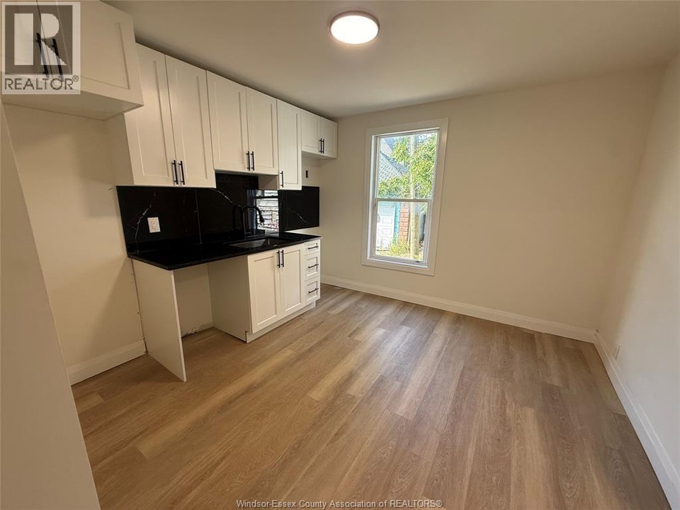 643 PIERRE Unit# 1 Windsor, Ontario 4