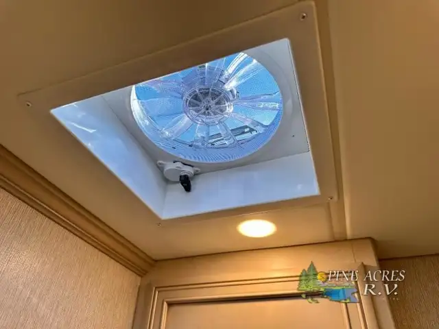 2023 Newmar Kountry Star 4037 Diesel Pusher 360 h.p. in RVs & Motorhomes in Moncton - Image 71