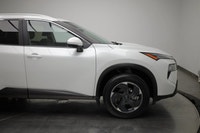 Test Drive This Month & Get A Shot At Winning $100,000! EVEREST WHITE PEARL TRICOAT, PANORAMIC ROOF,... (image 1)