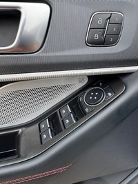 2026 Ford Explorer AMVIC Licensed Engine: V6 Cylinder Engine 3.0L L/100Km City: 13.4 L/100Km Hwy: 9.... (image 9)