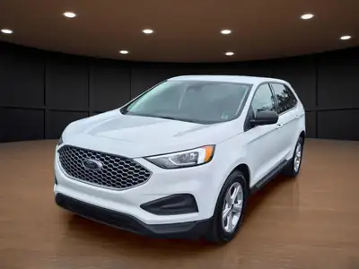 Price includes $1,000 finance credit. Price does not include fees or taxes. The 2024 Ford Edge SE AW...
