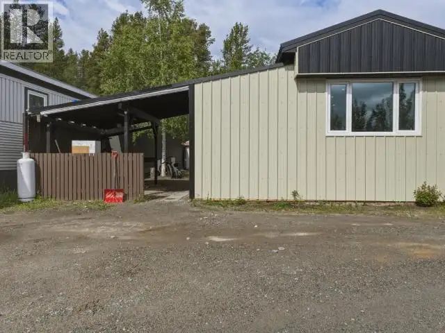 34-200 LOBIRD ROAD Whitehorse, Yukon in Houses for Sale in Whitehorse - Image 2