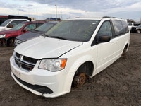 2016 DODGE GRAND CARAVAN Just in for parts at Pic N Save!!! Hamilton Ontario Prévisualiser