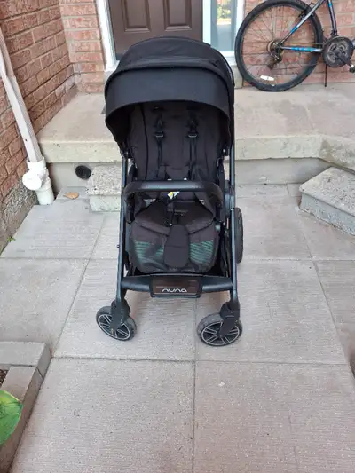 Supports children up to 50 lb. Stroller weighs: 28.3 lb. Stroller measures 32.7" L x 23.6" W x 45.3"...