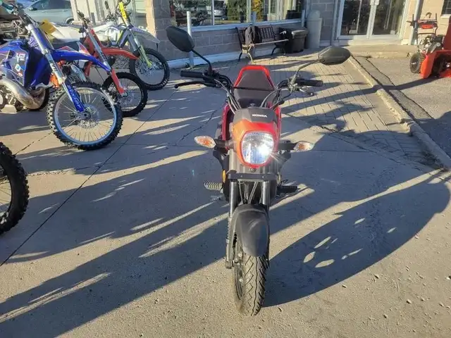 2022 Honda Navi in Scooters & Pocket Bikes in Ottawa - Image 4