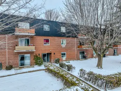 2 Bedroom Suite- Available Feb 1st! -$2100.00/month (ALL INCLUSIVE) -Heat, Hydro, & Water Included!...