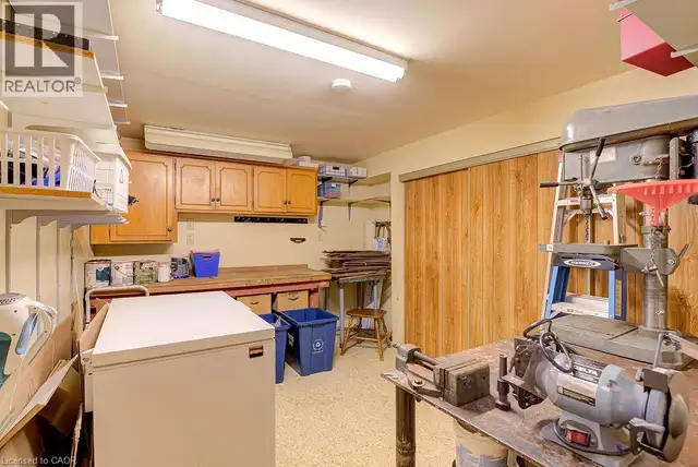 210 SHELLEY Drive Kitchener, Ontario in Houses for Sale in Kitchener / Waterloo - Image 25