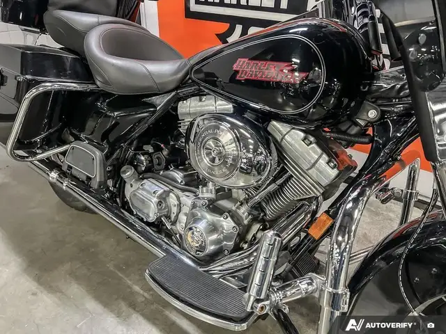 2006 Harley-Davidson FLHTI ELECTRA GLIDE STD in Sport Touring in Calgary - Image 20