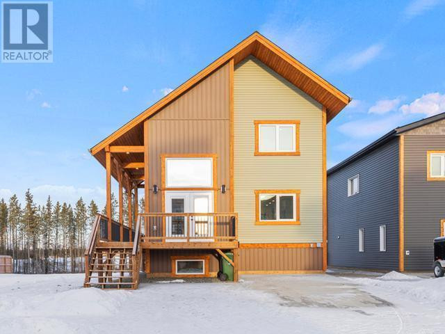 55 ELLWOOD STREET Whitehorse, Yukon in Houses for Sale in Whitehorse