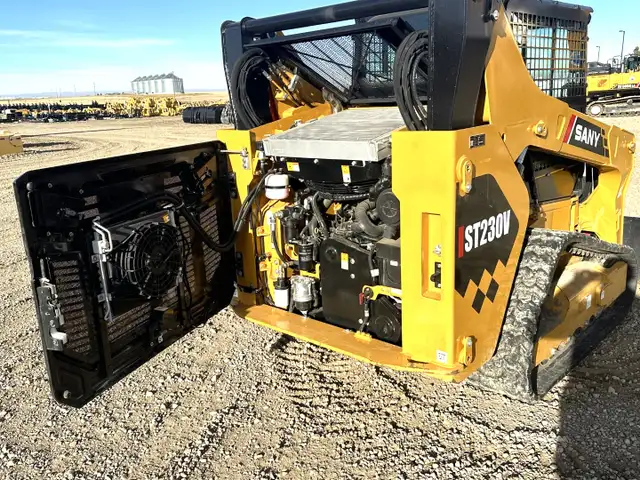 2025 SANY ST230V Track Skid Steer in Heavy Equipment in Lethbridge - Image 11