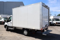 2023 Ford Transit 1 SEUL PROPRIO / 2023 FORD TRANSIT T-250 CUBE 12 PIEDS ROUE SIMPLE / GROUPE ÉLECTR... (image 2)
