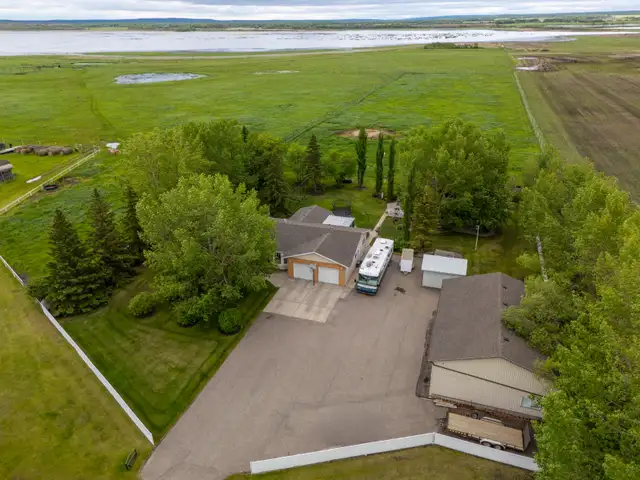 10 acre Home and Shop for sale - 2 miles East of Bonnyville,AB