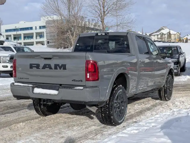 2026 Ram 3500 Limited - NIGHT EDITION - 5TH W & GOOSENECK PREP in Cars & Trucks in Calgary - Image 9