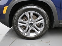 Apple Carplay, Heated seats, Blind spot monitoring, Keyless entry! Kijiji Engine: 4 Cylinder Engine... (image 3)