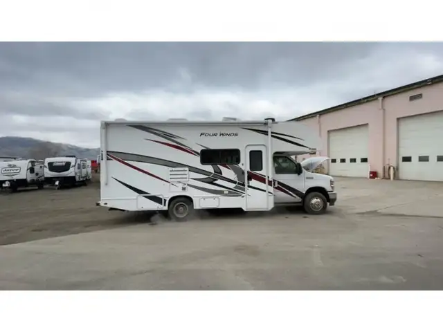 2023 Thor Motor Coach Four Winds 24F in RVs & Motorhomes in Kamloops - Image 4