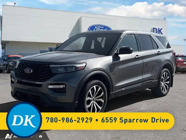2022 Ford Explorer ST-Line w/Leather, Nav, and More!