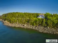 935 000$ - Maison 3 étages à vendre à Métis-Sur-Mer