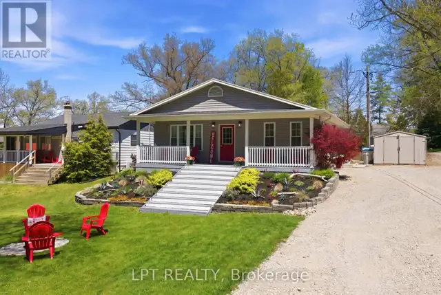7652 RIVERSIDE DRIVE Lambton Shores (Port Franks), Ontario in Houses for Sale in Grand Bend - Image 6
